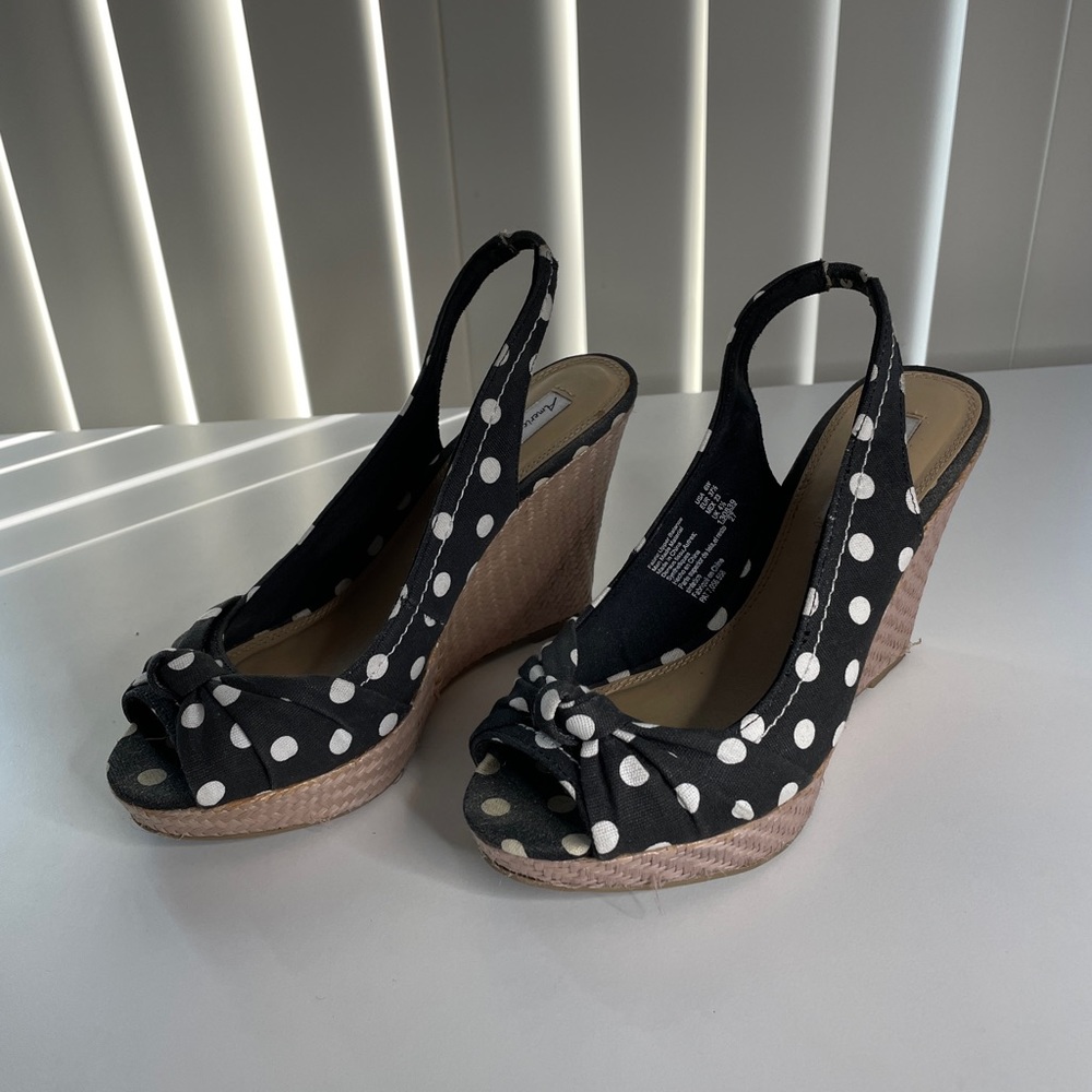 American Eagle Wedges